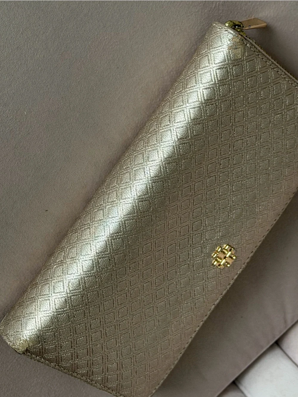 Tory Burch Marion Diamond Quilted Metallic Leather Zip Around Wallet 🪩